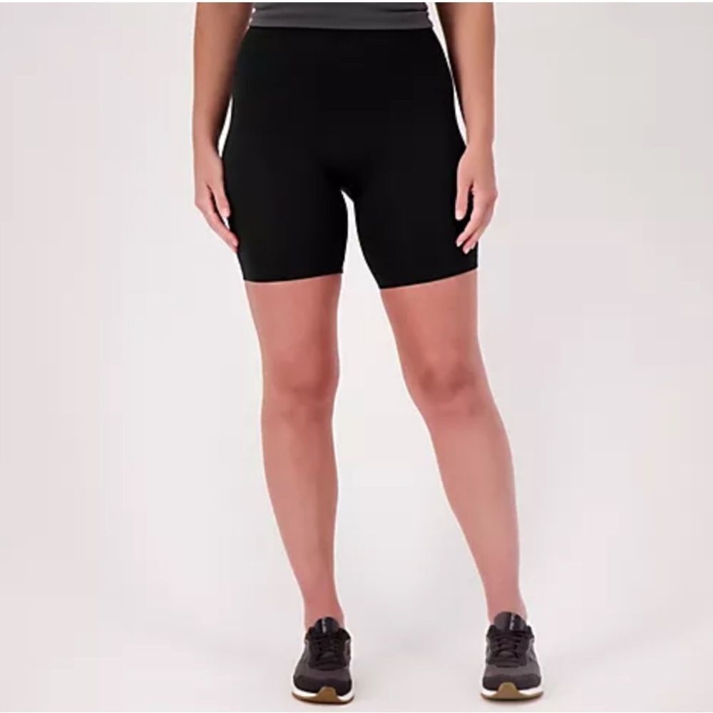 Woman’s Breezies Black Biker Shorts Sz Med